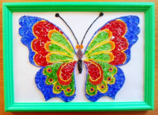 Бабочка. Мозаика из стекла и бисера