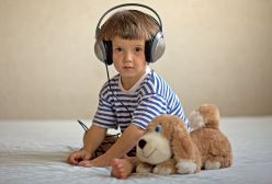 Обучение дошкольников музыке. Занятия музыкой  с детьми от 3 до 5 лет