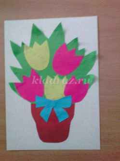 Аппликация из цветной бумаги с детьми 2-3 лет на тему: «Тюльпаны для мамы». Мастер-класс с пошаговым фото