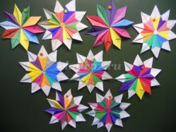 Новогодние звёзды из цветной бумаги в технике «оригами» для оформления класса. Мастер-класс с пошаговым фото